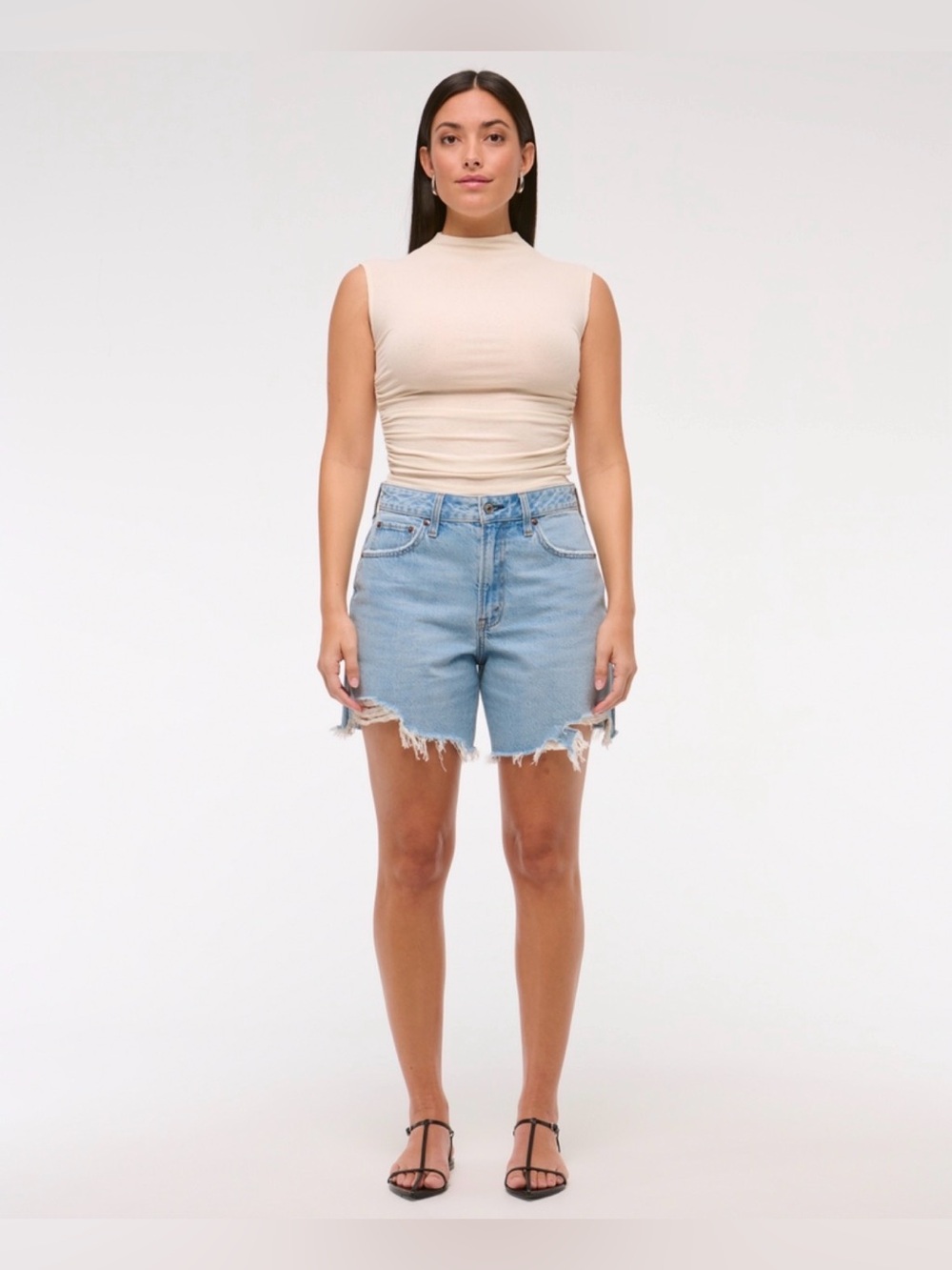 Abercrombie Curve Love High Rise Loose Short - size 30